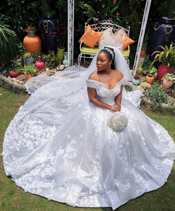 Choosing the perfect wedding dress Nyom